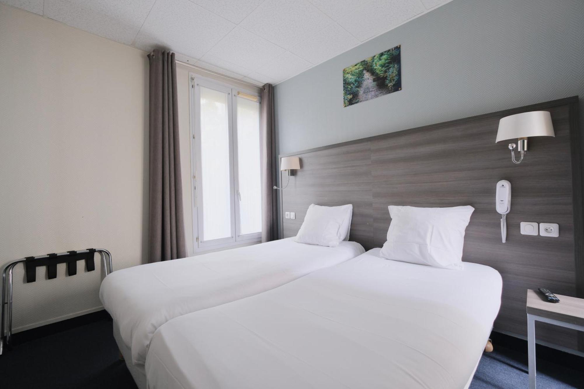 Hipotel Lilas Gambetta Paris Exteriör bild